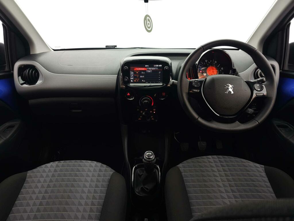 Peugeot 108 Active White #9