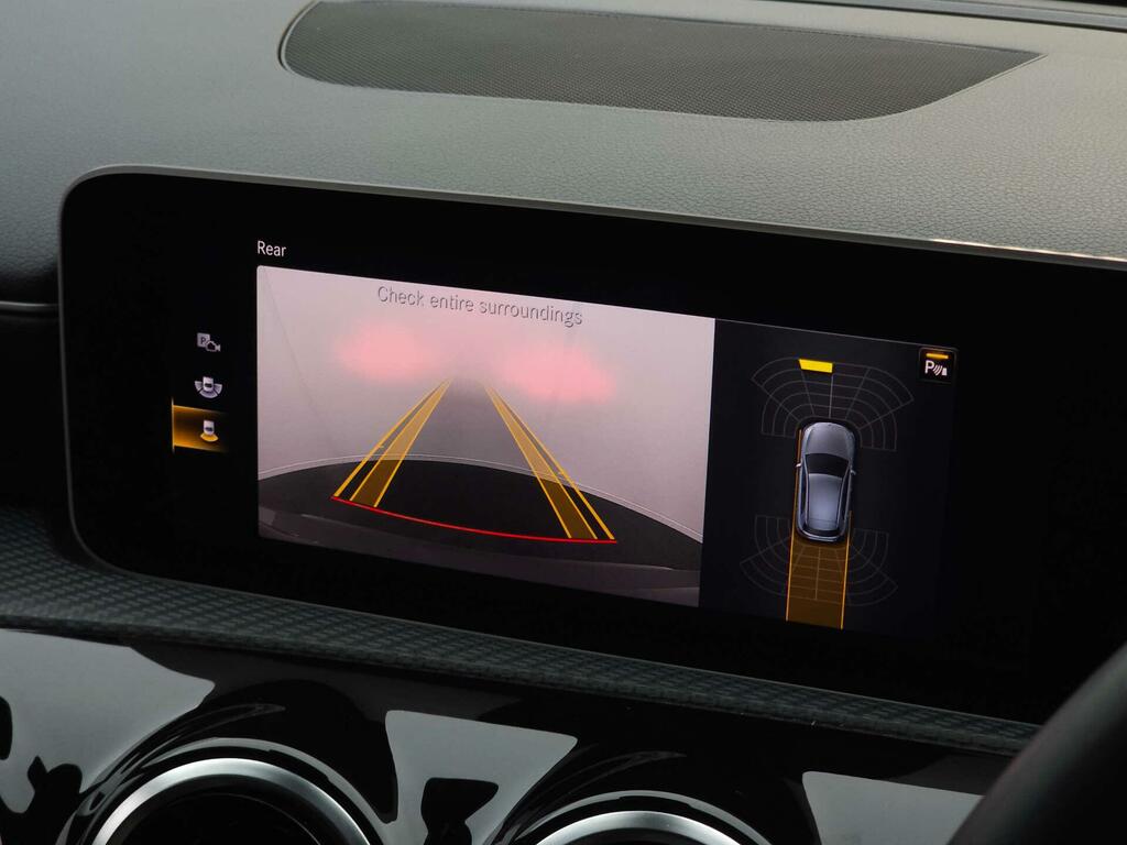 Mercedes-Benz A Class Se Black #4