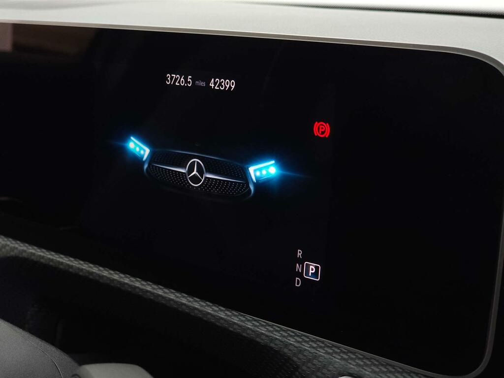 Mercedes-Benz A Class Se Black #6
