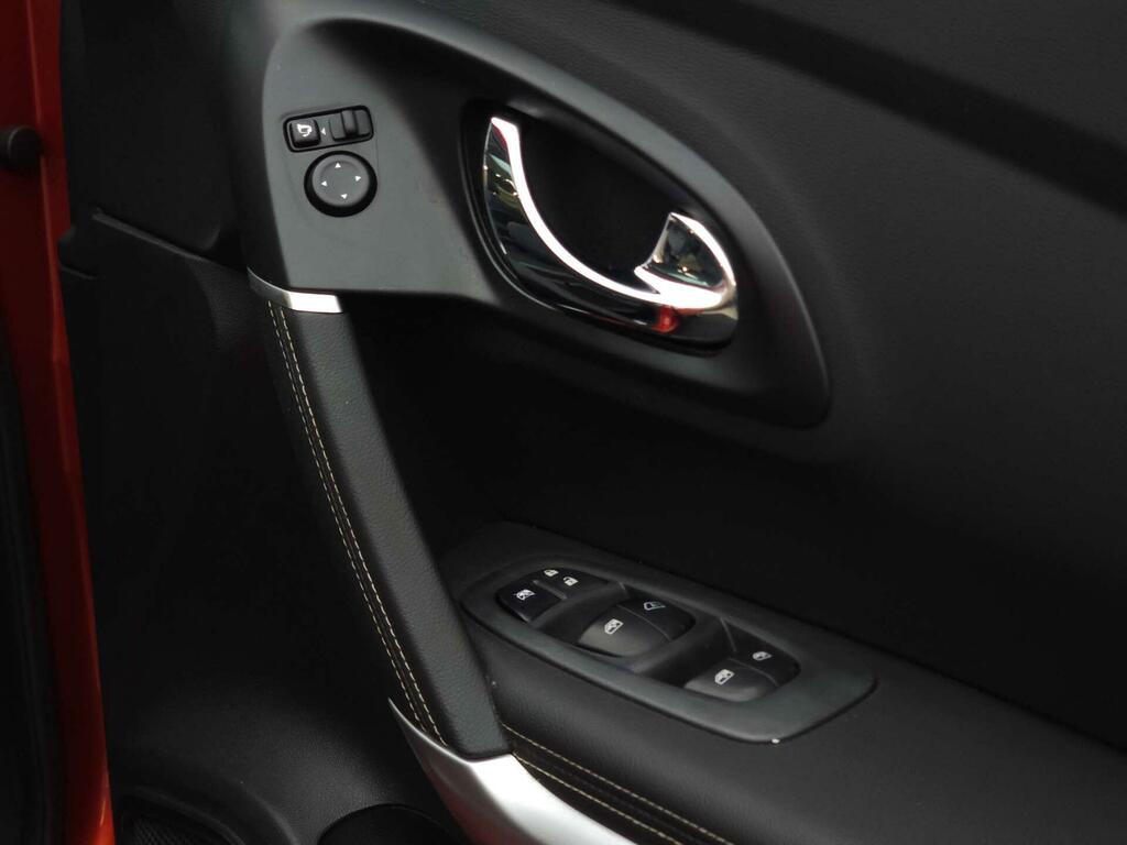 Renault Kadjar Signature Nav Red #39