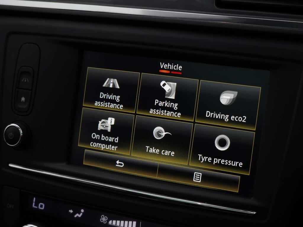 Renault Kadjar Signature Nav Red #34
