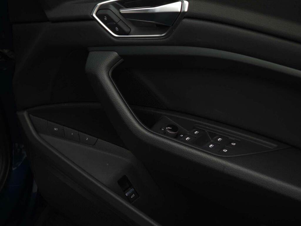 Audi E-tron 55 Technik Sportback Quattro 95K Blue #41