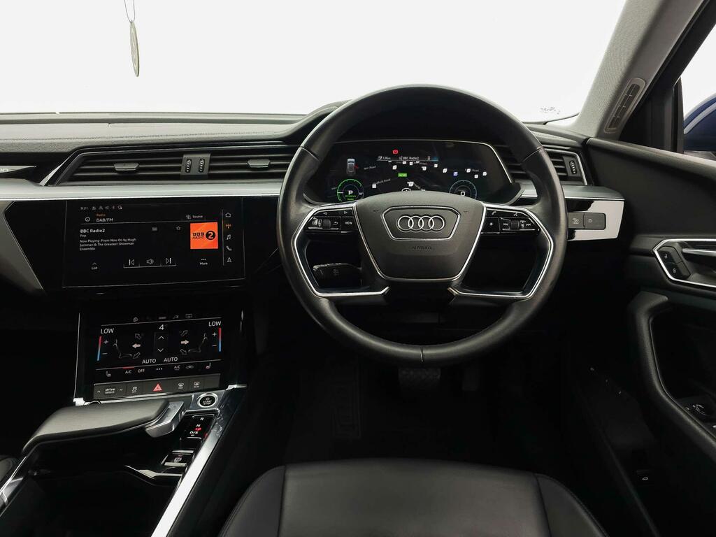 Audi E-tron Technik Blue #3