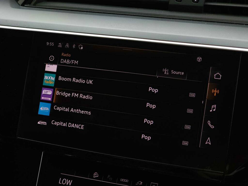 Audi E-tron 300Kw 55 Quattro 95Kwh Launch Edition Grey #36