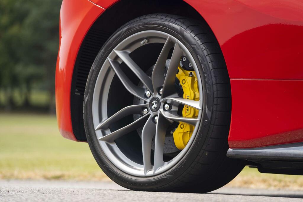 Ferrari 488 488 Pista Red #18