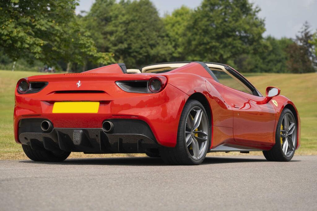 Ferrari 488 488 Pista Red #54