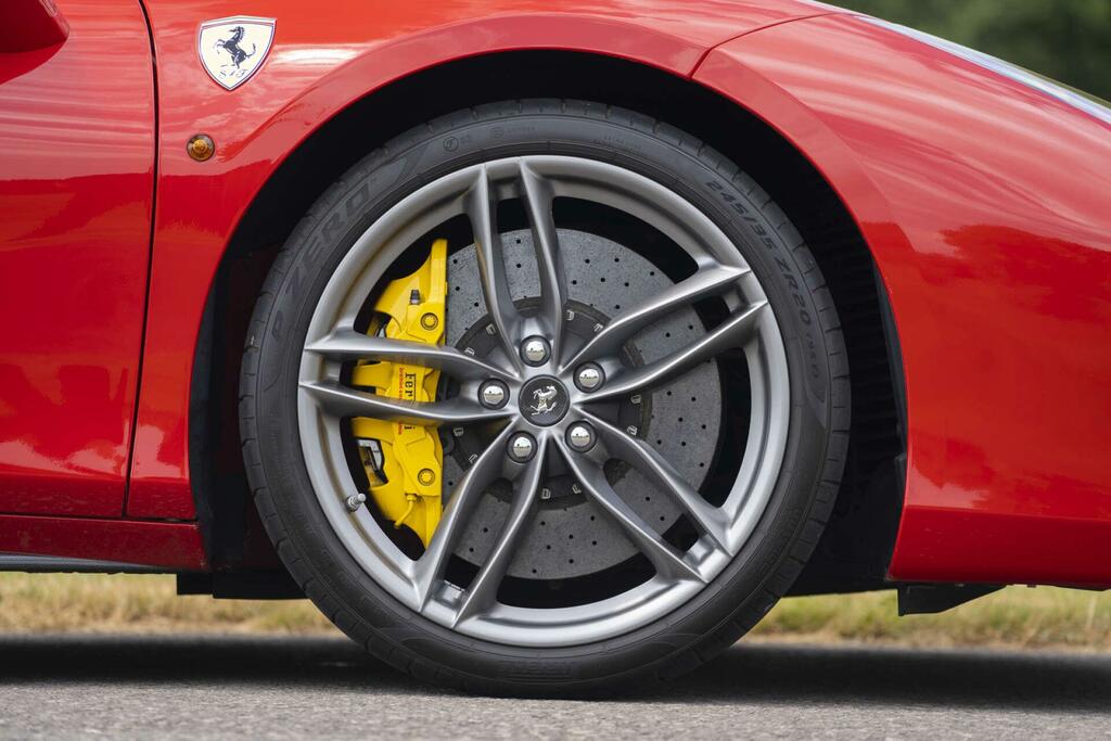 Ferrari 488 488 Pista Red #16