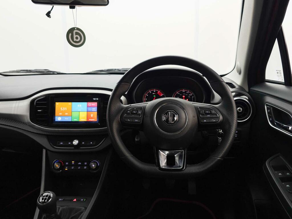 MG MG3 Exclusive Nav Red #3
