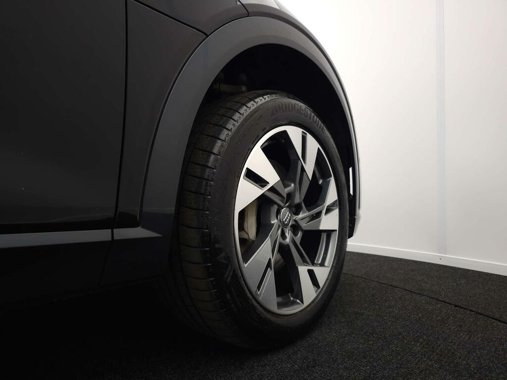 Audi E-tron Audi 230Kw 50 Quattro 71Kwh S Line Grey #23