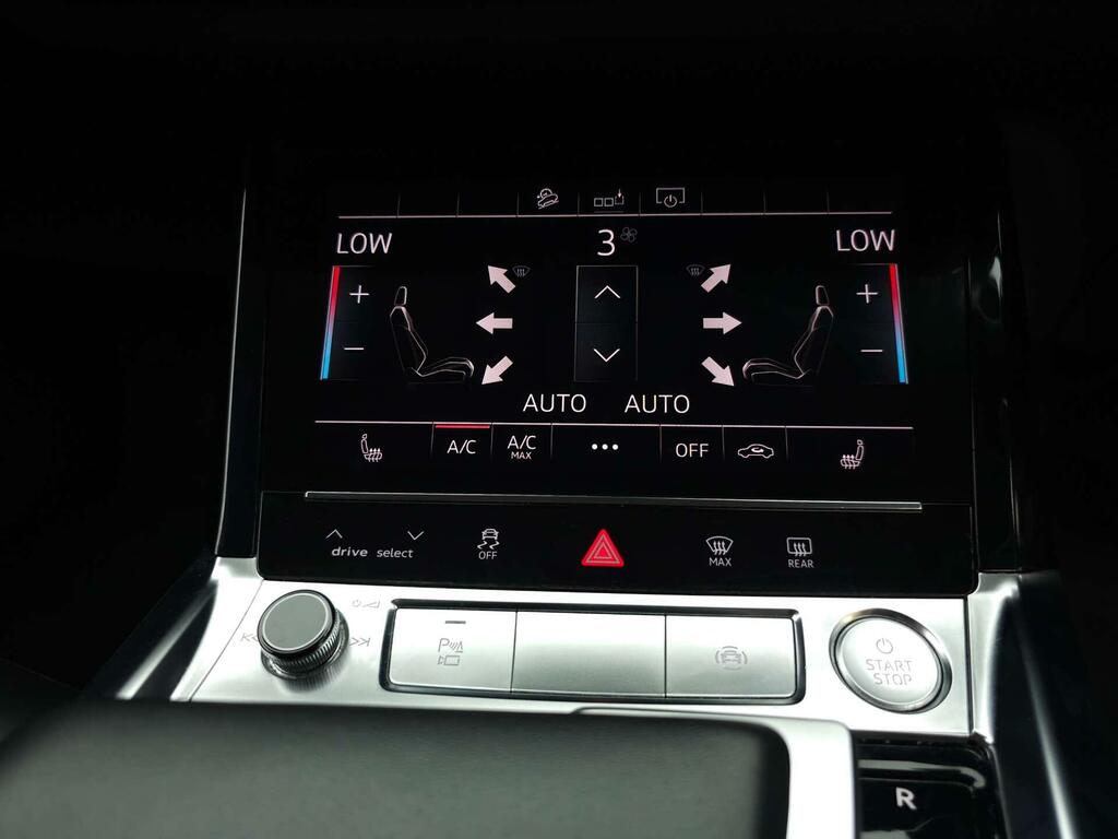 Audi E-tron Audi 230Kw 50 Quattro 71Kwh S Line Grey #29