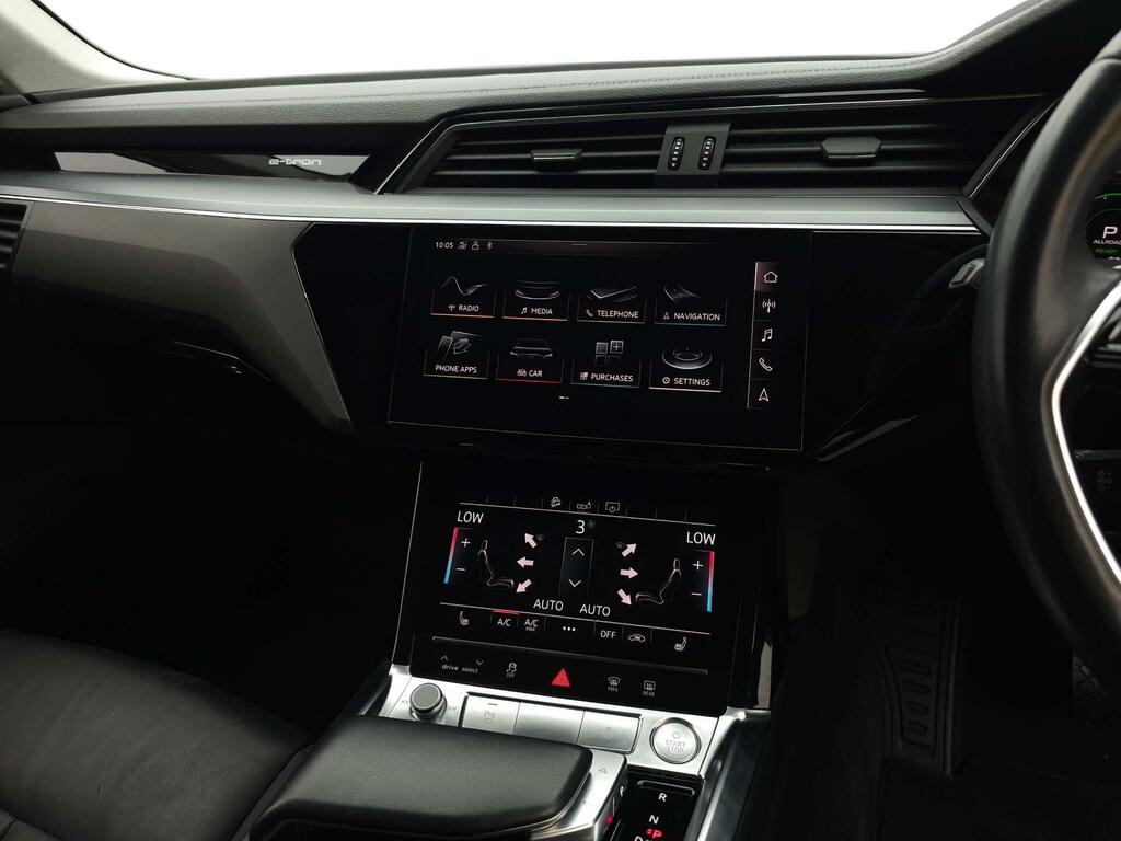 Audi E-tron Audi 230Kw 50 Quattro 71Kwh S Line Grey #26