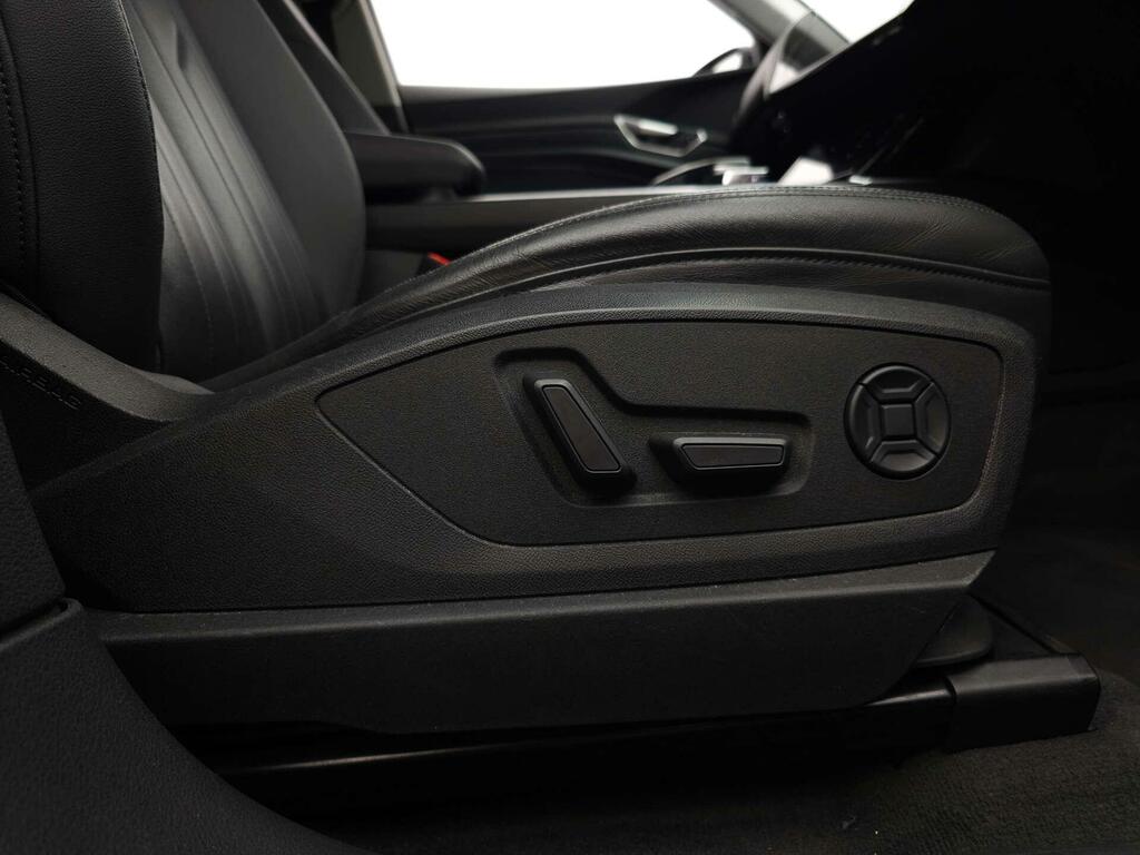 Audi E-tron Audi 230Kw 50 Quattro 71Kwh S Line Grey #24