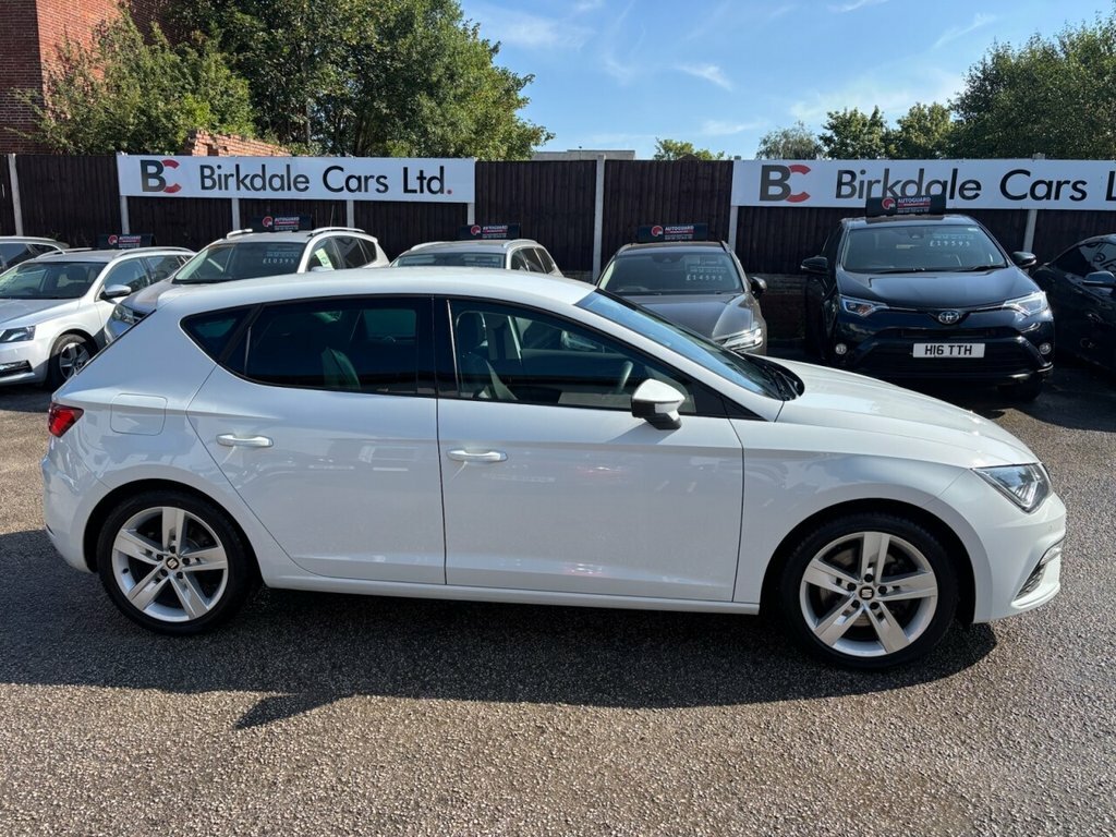 Seat Leon 2L Fr SF19MTN White #2