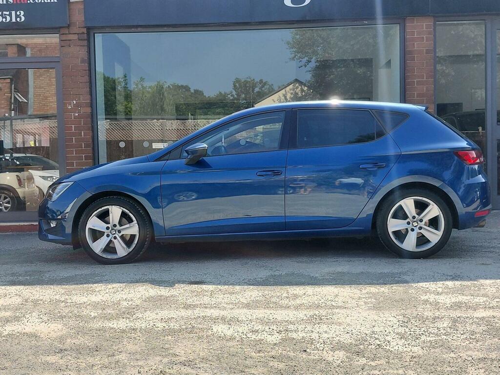 Seat Leon Hatchback 2.0 Tdi Cr Fr Euro 5 Ss 201363 FJ63OHU Blue #2