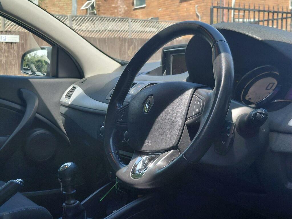 Renault Megane 1.5 Dci Dynamique Tomtom Euro 5 Ss White #5