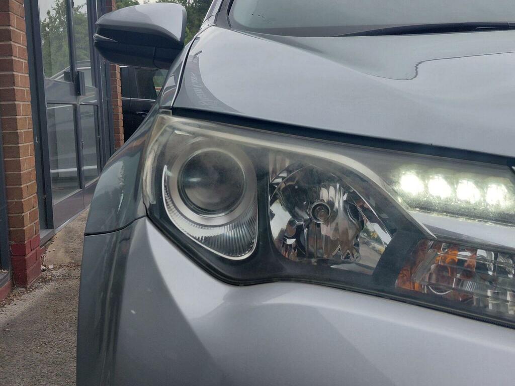 Toyota Rav 4 2.0 D-4d Icon 2Wd Euro 5 Ss Silver #5