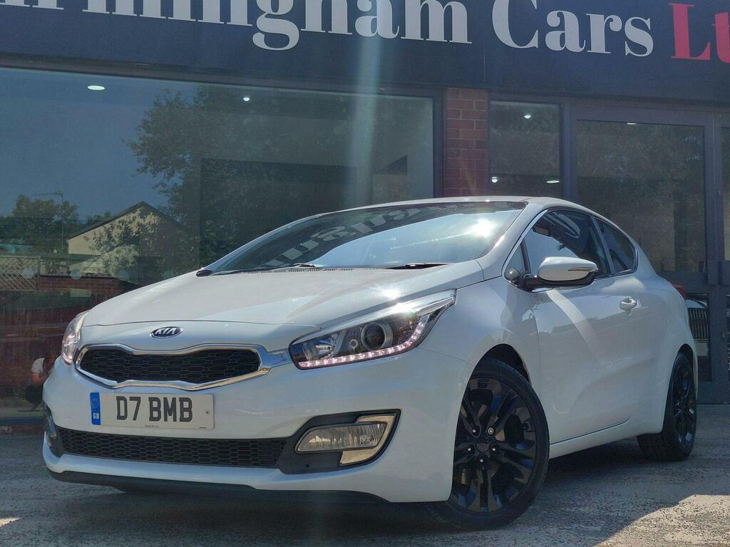 Kia Proceed Hatchback 1.6 Gdi Ecodynamics Se Euro 5 Ss White
