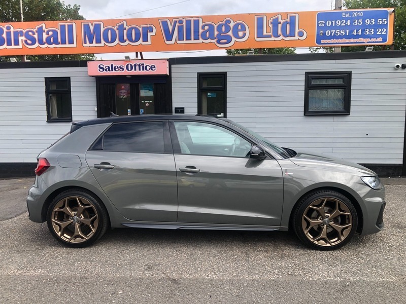Audi A1 Sportback Tfsi S Line YC20EEX Grey #3