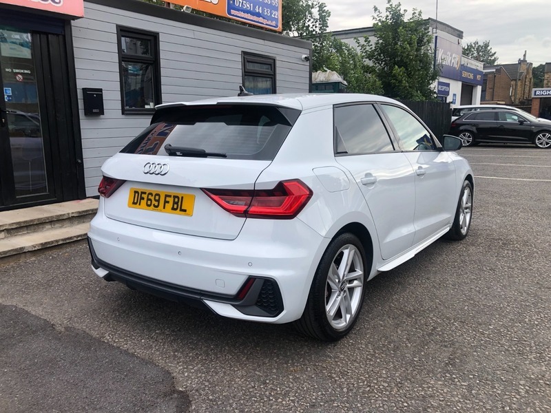 Audi A1 Sportback Tfsi S Line White #5