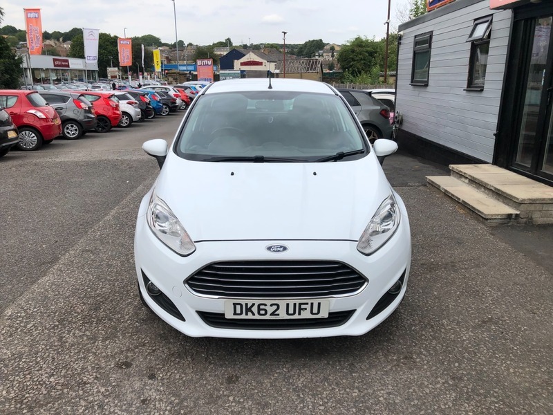 Ford Fiesta Zetec White #2