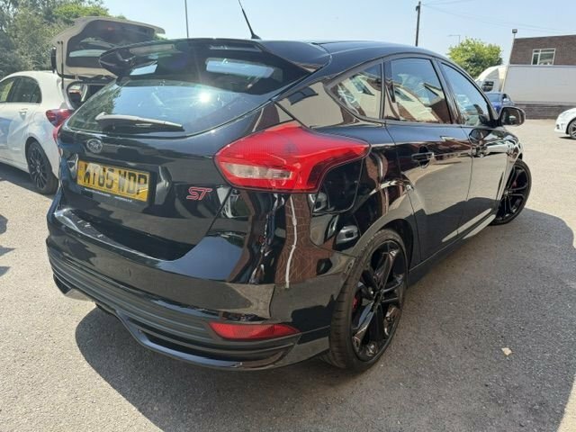 Ford Focus 2.0T Ecoboost St-3 Hatchback MT65WDP Black #3