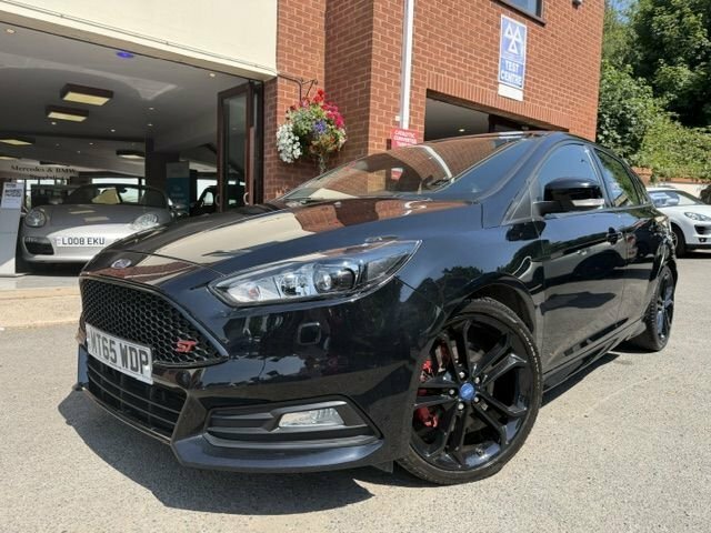 Ford Focus 2.0T Ecoboost St-3 Hatchback Black