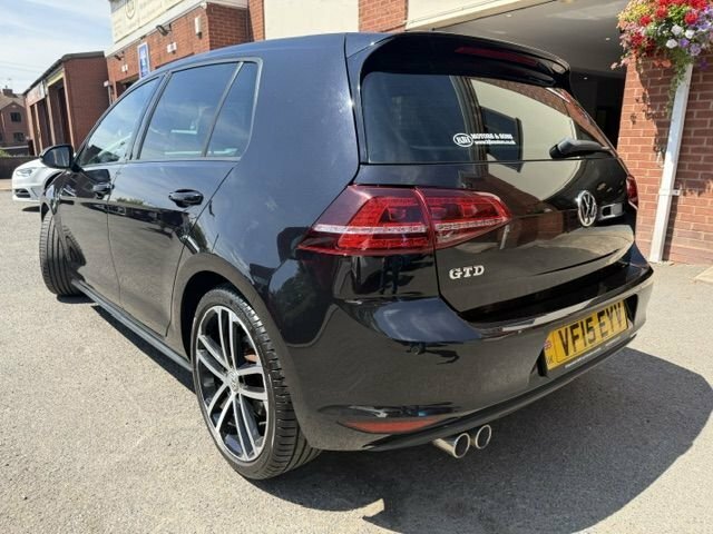 Volkswagen Golf 2.0 Tdi Bluemotion Tech VF15EYV Black #4