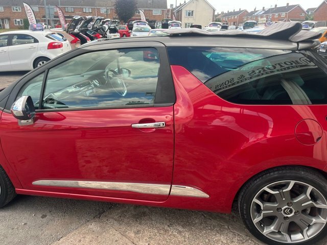 Citroen Ds3 Cabrio 1.6L Dstyle Plus Black #7