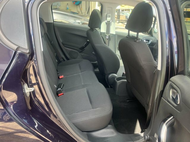 Peugeot 208 1.4 Allure Hdi Pink #14