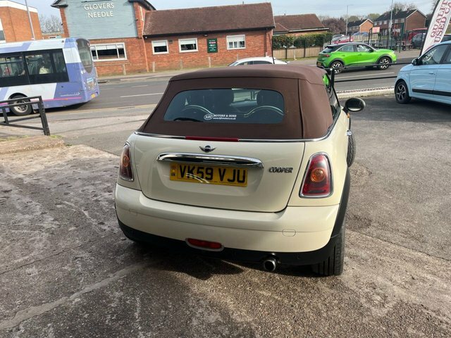 Mini Convertible 1.6 Cooper Convertible White #2