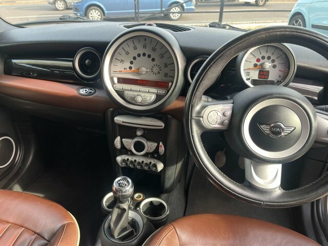 Mini Convertible 1.6 Cooper Convertible White #3