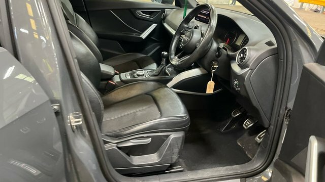 Audi Q2 1.0 Tfsi Sport Suv Euro 6 S S Black #9