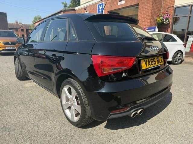 Audi A1 1.4 Tfsi Sport Sportback Black #4