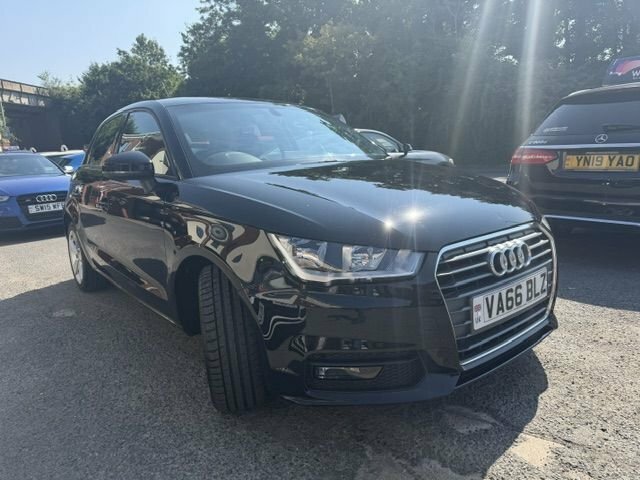 Audi A1 1.4 Tfsi Sport Sportback Black #2