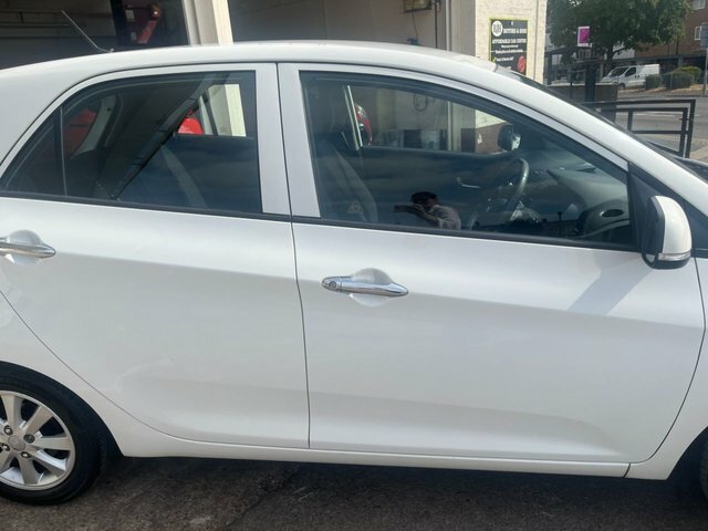 Kia Picanto 1.25 Ecodynamics 2 Hatchback White #3