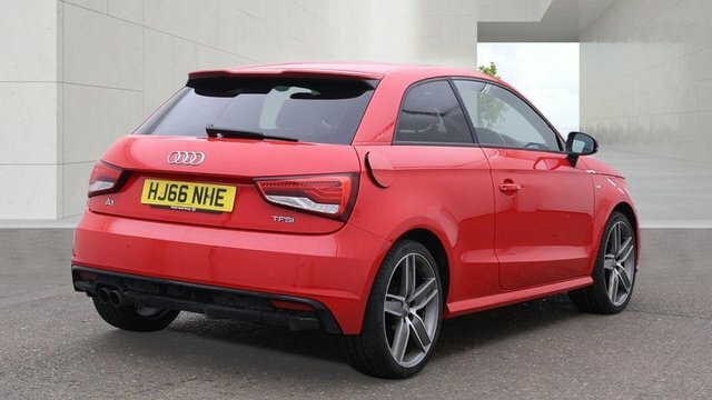 Audi A1 1.4 Tfsi Cod Black Red #3