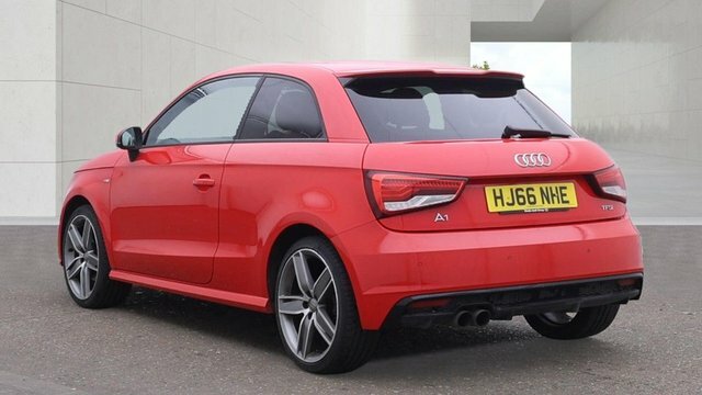 Audi A1 1.4 Tfsi Cod Black Red #2
