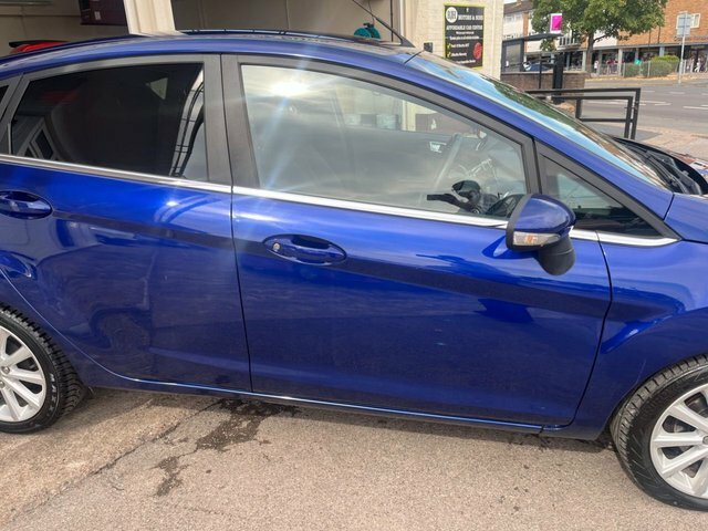 Ford Fiesta 1.0T Ecoboost Titanium Hatchback Blue #3