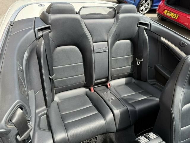 Mercedes-Benz E Class E220 Cdi Blueeff Sport Edition 125 Ss Black #7