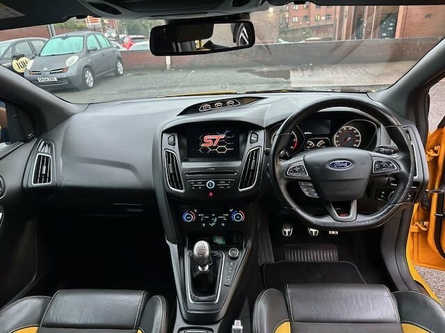 Ford Focus 2.0 Tdci St-2 Hatchback Yellow #6