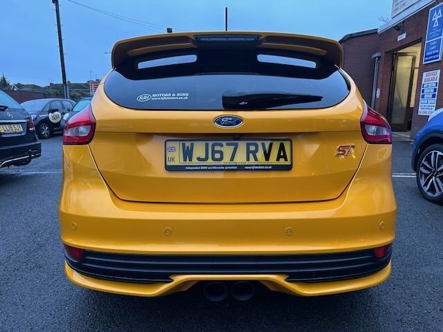 Ford Focus 2.0 Tdci St-2 Hatchback Yellow #3
