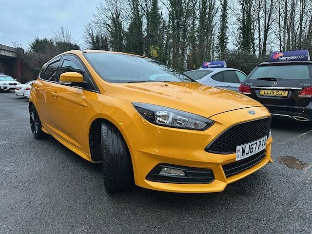 Ford Focus 2.0 Tdci St-2 Hatchback Yellow #2