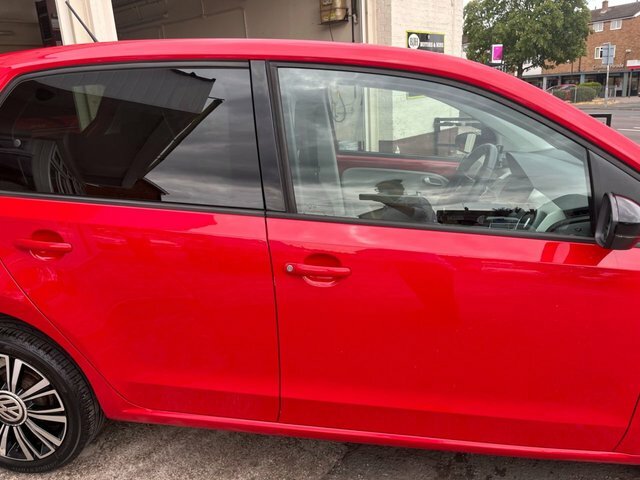 Volkswagen Up 1.0 High Up Hatchback Red #3