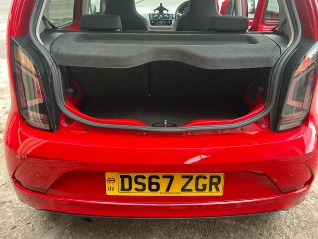 Volkswagen Up Vw Up 1.0 Take Up Yellow #15