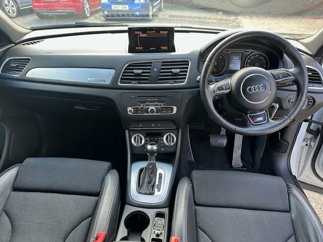 Audi Q3 2.0 Tdi Quattro S White #6