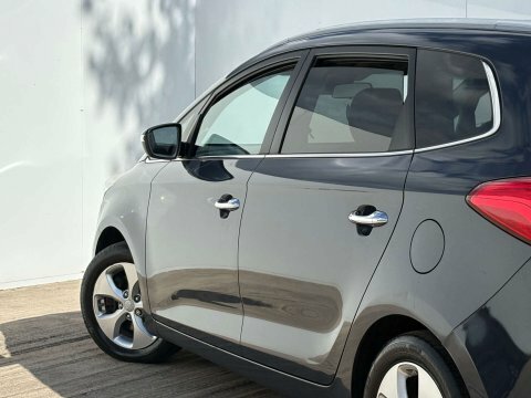 Kia Carens 1.7 Crdi 2 Mpv Euro 6 Ss 114 White #43