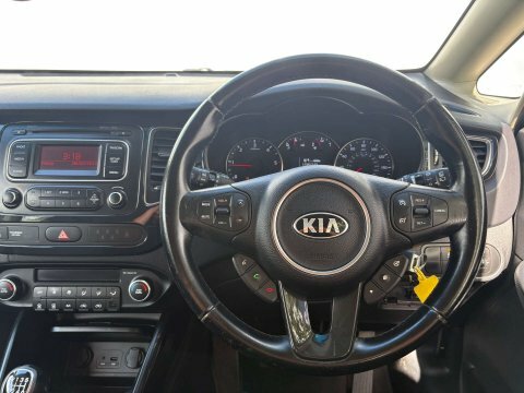 Kia Carens 1.7 Crdi 2 Mpv Euro 6 Ss 114 White #46