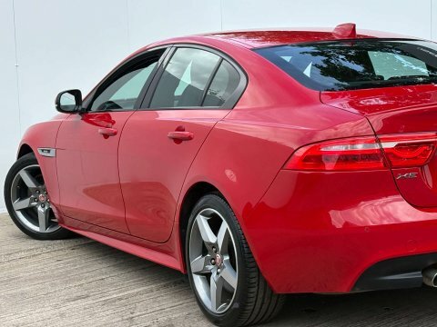 Jaguar XE Hse Grey #40