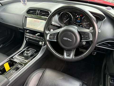 Jaguar XE Hse Grey #14