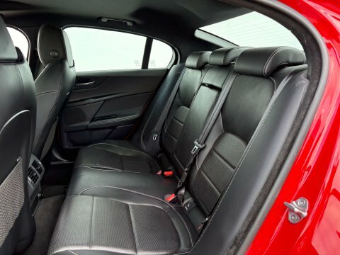 Jaguar XE Hse Grey #48